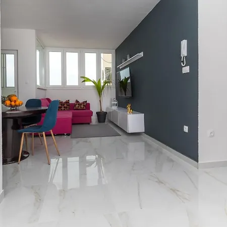 Leilani -stunning View Near The Center! Split