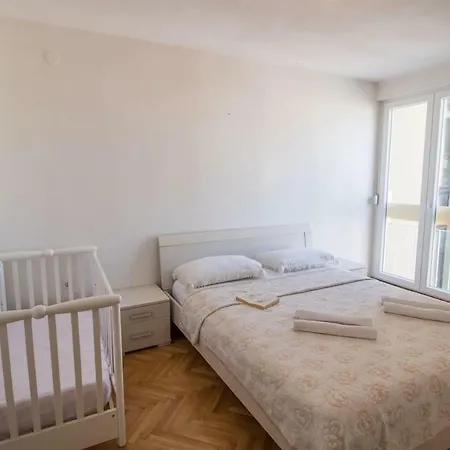 Leilani -stunning View Near The Center! Appartamento Spalato